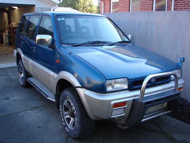 1995 Nissan Mistral R20